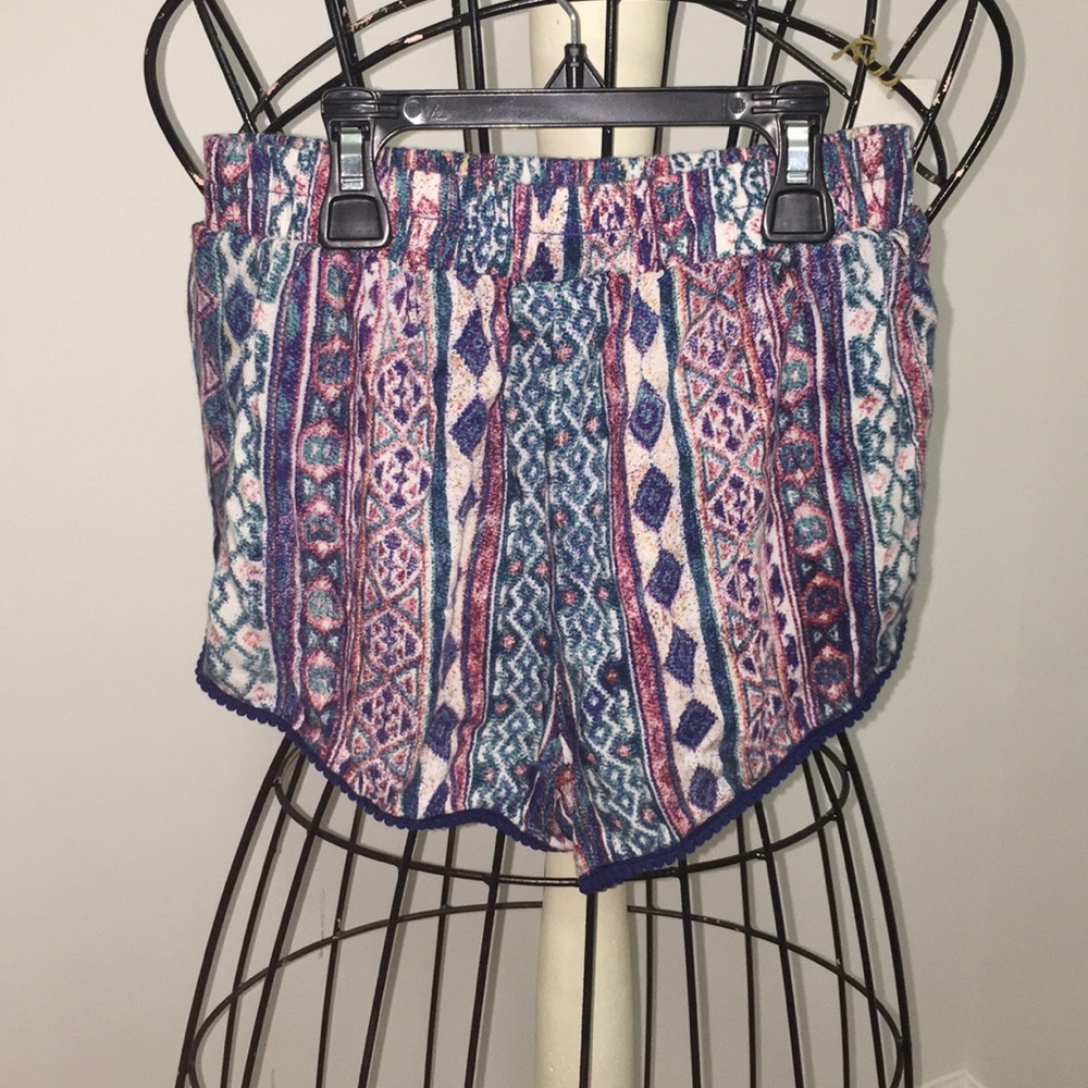 Japana women’s shorts - Picture 2 of 2